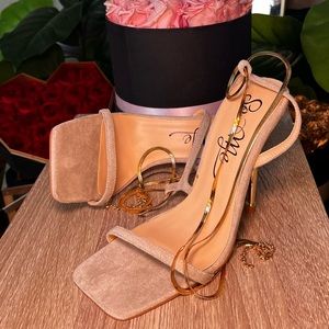 ✨🎀 $5 EVERYTHING 🎀✨ MUST BUNDLE- (BUNDLE SHIPPING $5.95)